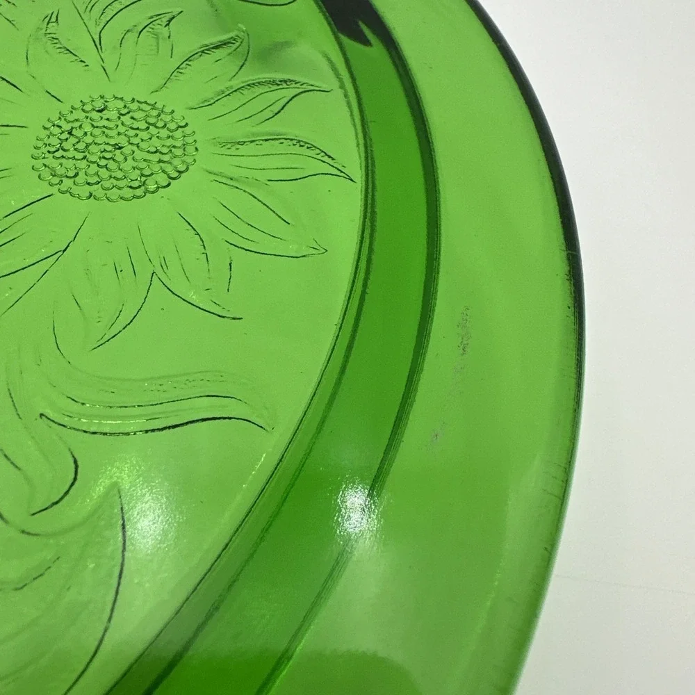 Vintage Jeannette Sunflower Uranium Glass Footed Cake Plate 10